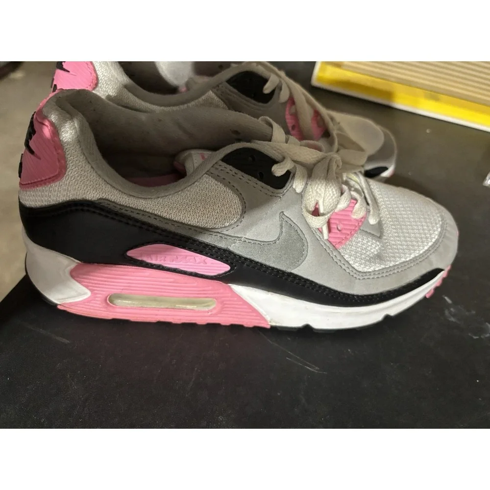Nike good cute